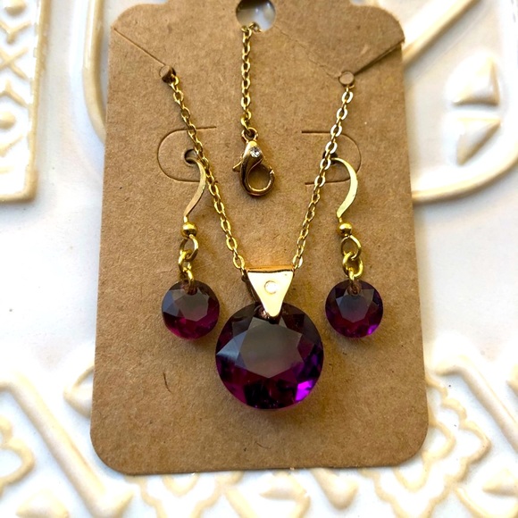 🎁 Swarovski crystal Necklace earring set - Picture 3 of 5